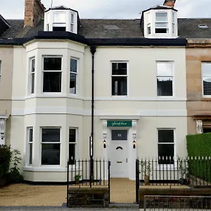 Guest house 4 Friends House, Edinburgh
