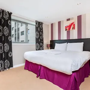 Aparthotel Hot-el-apartments Waterfront, Edinburgh